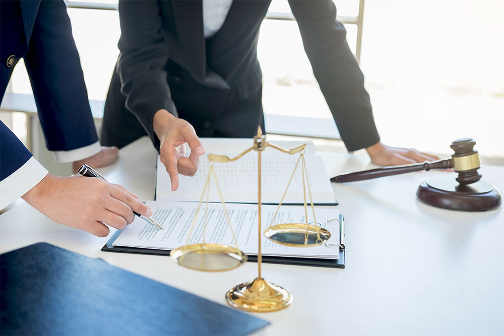 Hackensack Commercial Litigation Attorneys 